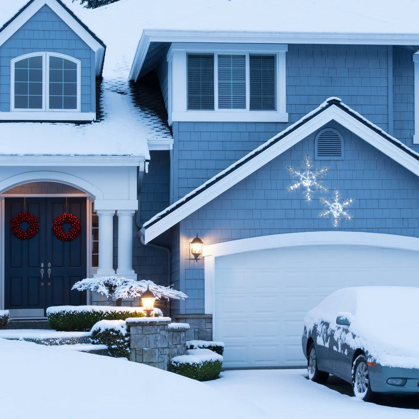 24 in. Pre Lit Hexagonal Snowflake Decoration, Cool White LED Lights